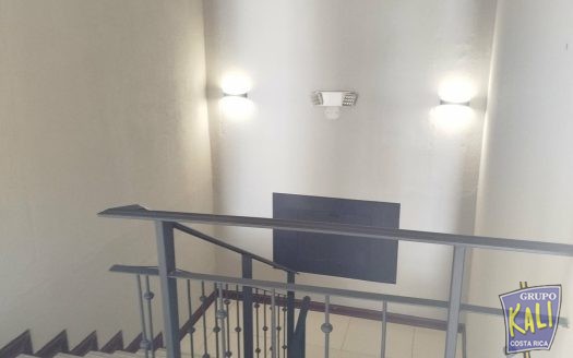 San Sebastian penthouse en venta $145.000/San Sebastian penthouse for sale