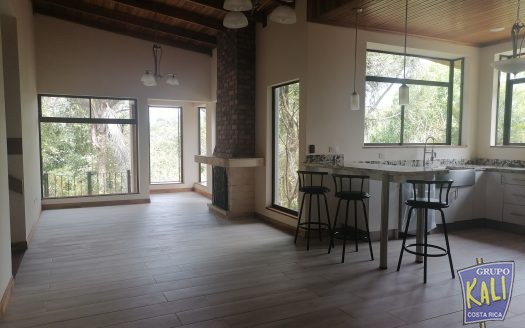 Sto Domingo Heredia bella propiedad 2 casas en venta $375.000/Heredia Sto Domingo property for sale $375000