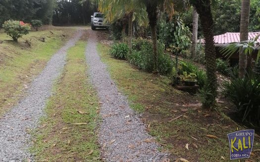 Sto Domingo Heredia bella propiedad 2 casas en venta $375.000/Heredia Sto Domingo property for sale $375000