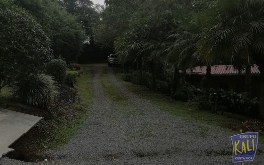 Sto Domingo Heredia bella propiedad 2 casas en venta $375.000/Heredia Sto Domingo property for sale $375000