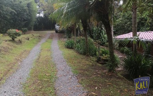 Sto Domingo Heredia bella propiedad 2 casas en venta $375.000/Heredia Sto Domingo property for sale $375000